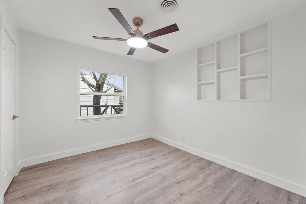 2655 Larry Drive Dallas, TX 75228