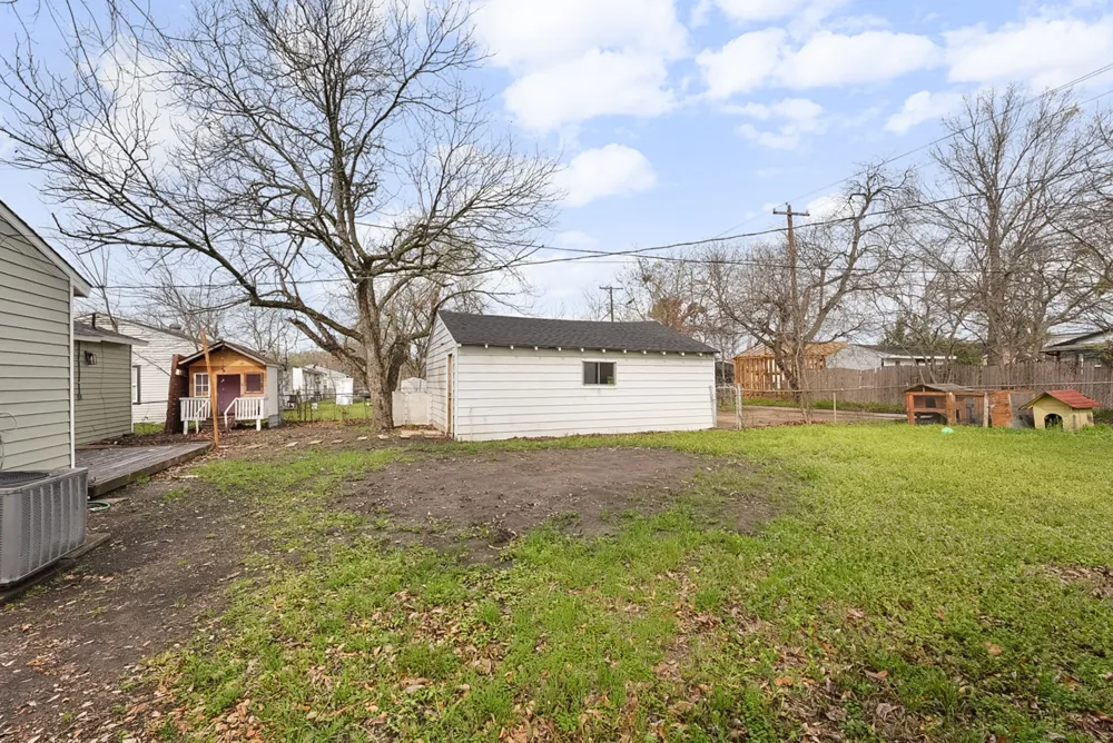 2655 Larry Drive Dallas, TX 75228