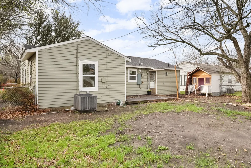 2655 Larry Drive Dallas, TX 75228