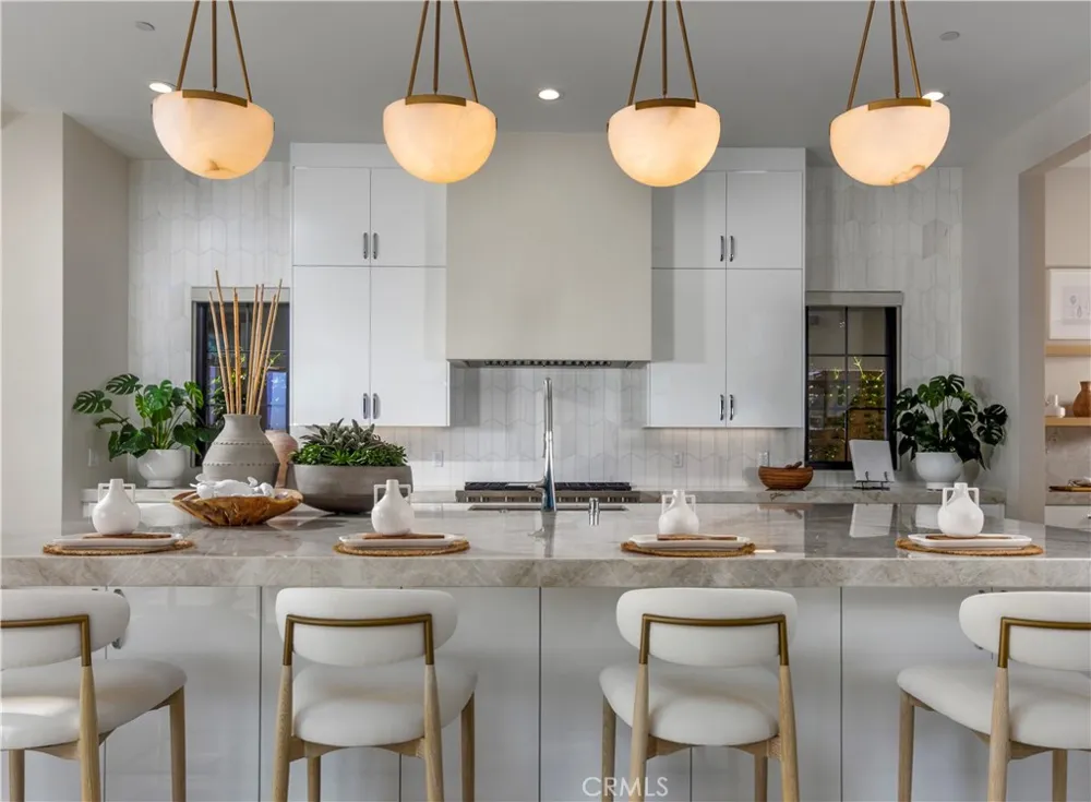 417 Narcissus Irvine, CA 92602