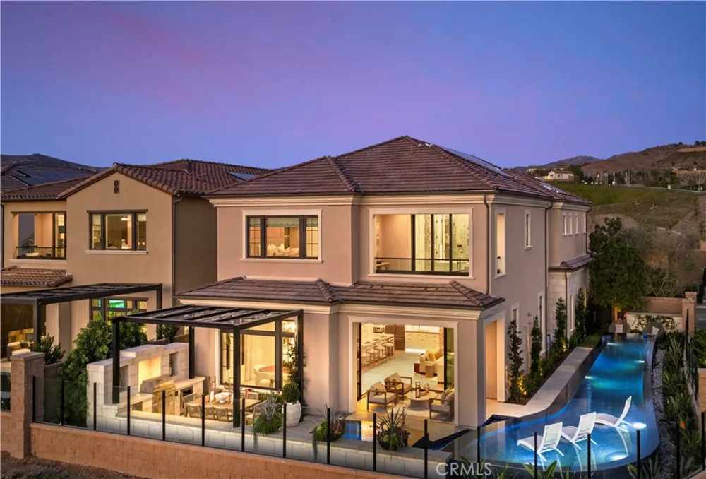 417 Narcissus Irvine, CA 92602