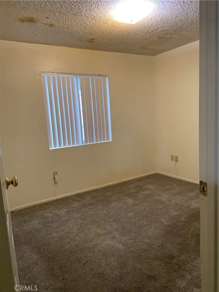 1424 Lynwood Way Highland, CA 92346