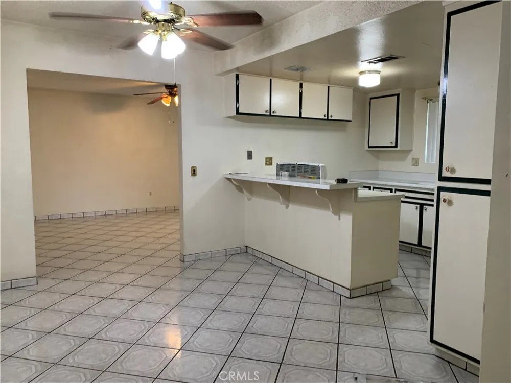 1424 Lynwood Way Highland, CA 92346