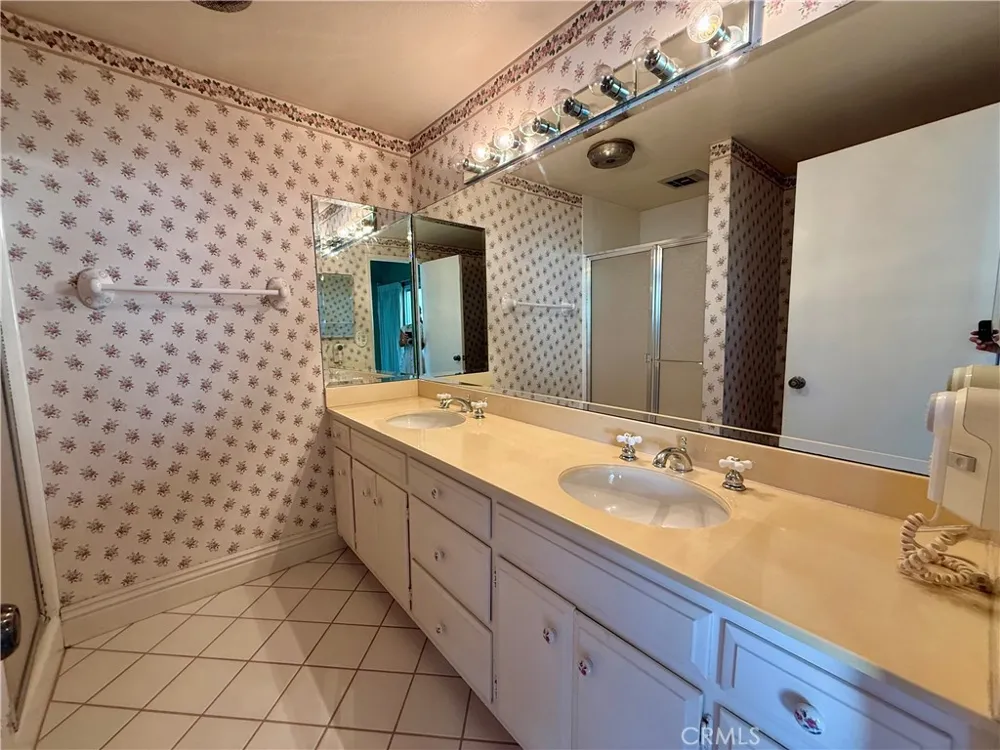 415 2nd St Hermosa Beach, CA 90254