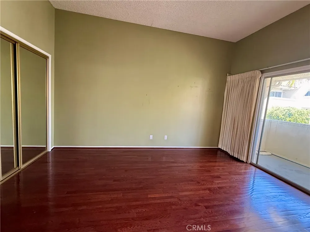 415 2nd St Hermosa Beach, CA 90254