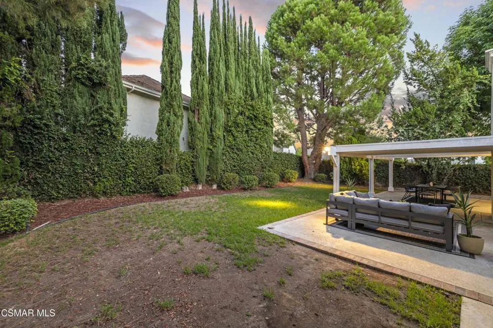 5834 Woodglen Drive Agoura Hills, CA 91301