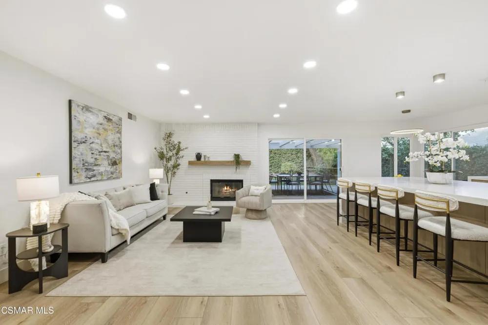 5834 Woodglen Drive Agoura Hills, CA 91301