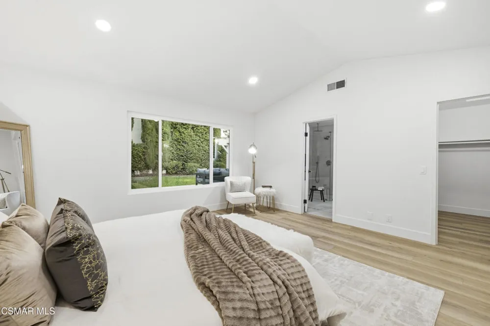 5834 Woodglen Drive Agoura Hills, CA 91301