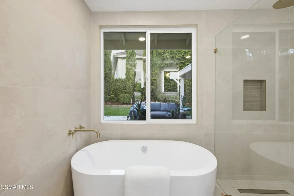 5834 Woodglen Drive Agoura Hills, CA 91301