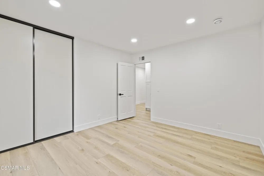 5834 Woodglen Drive Agoura Hills, CA 91301