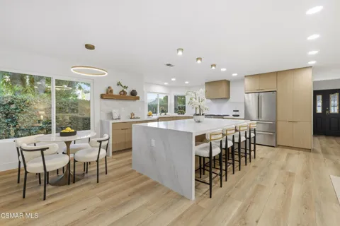 5834 Woodglen Drive