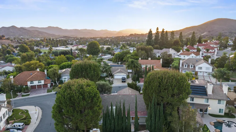 5834 Woodglen Drive Agoura Hills, CA 91301