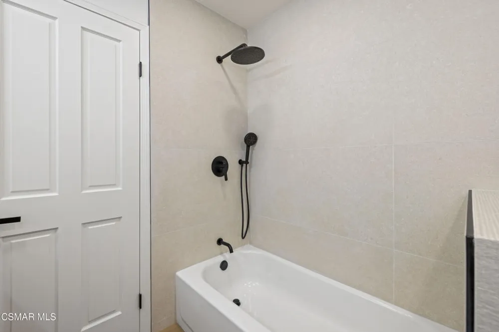 5834 Woodglen Drive Agoura Hills, CA 91301