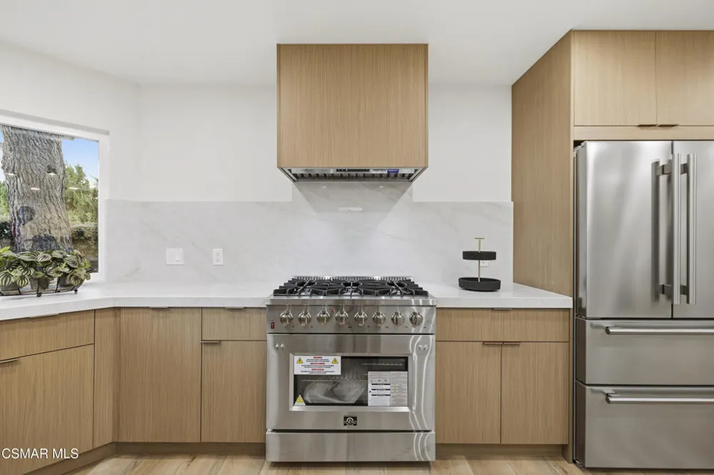 5834 Woodglen Drive Agoura Hills, CA 91301