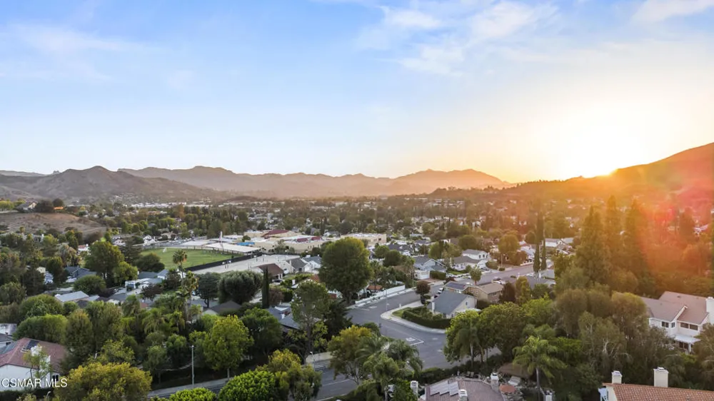 5834 Woodglen Drive Agoura Hills, CA 91301