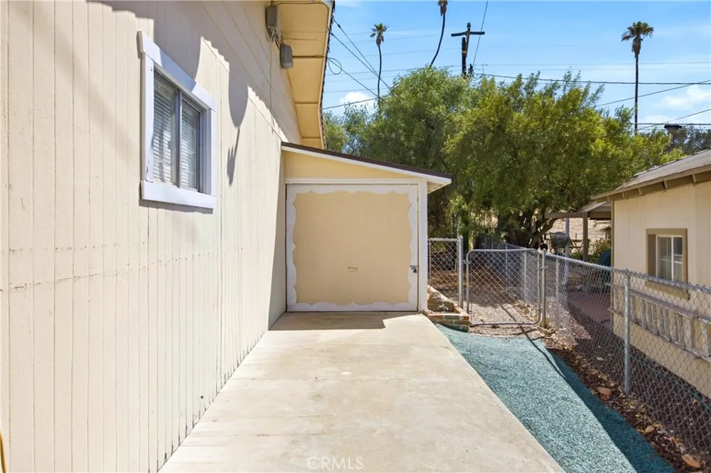 29020 Snead Menifee, CA 92586