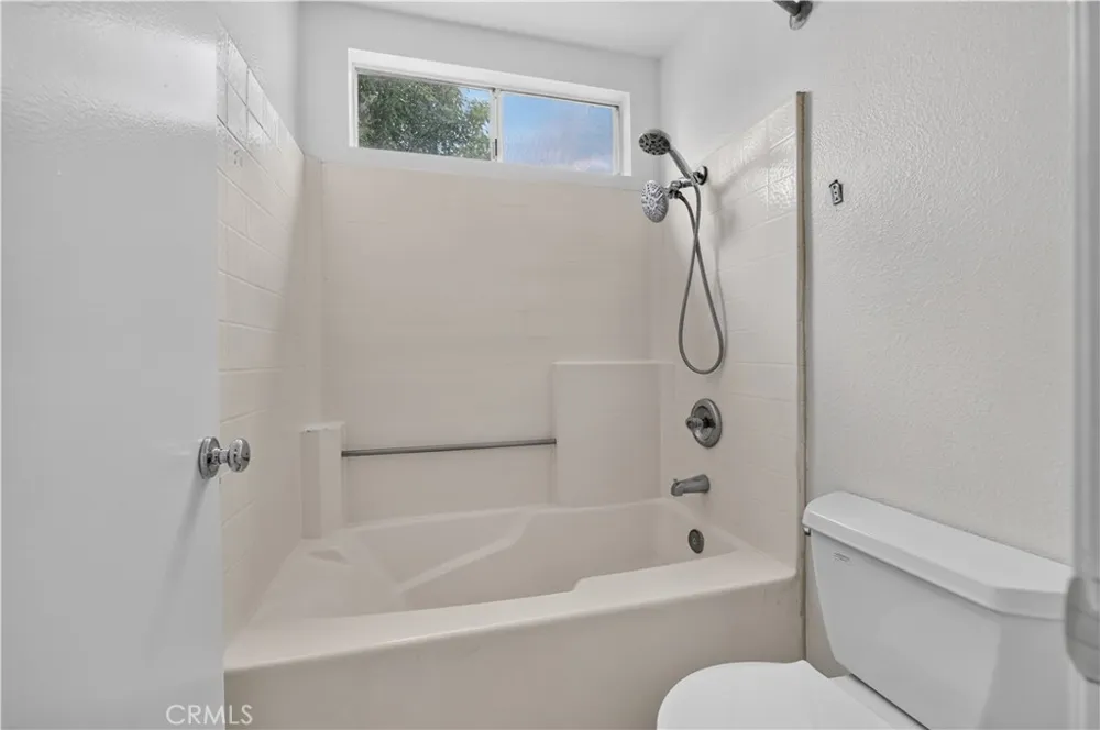 14602 Bella Courte Whittier, CA 90604