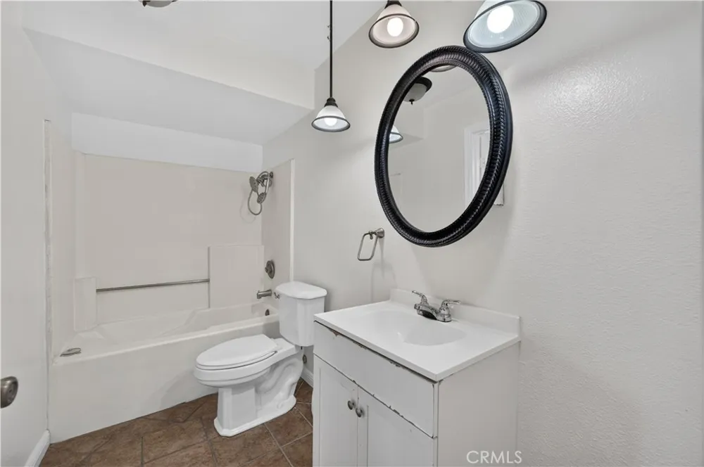 14602 Bella Courte Whittier, CA 90604