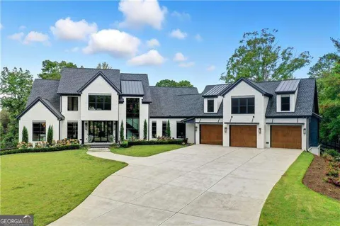 715 Lawson DR