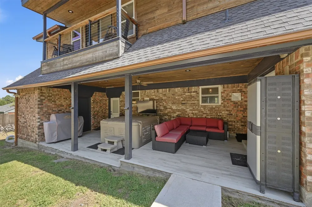420 Kiowa Drive W Gainesville, TX 76240