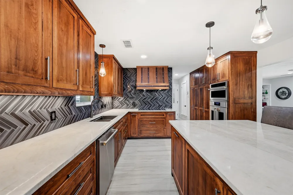 420 Kiowa Drive W Gainesville, TX 76240