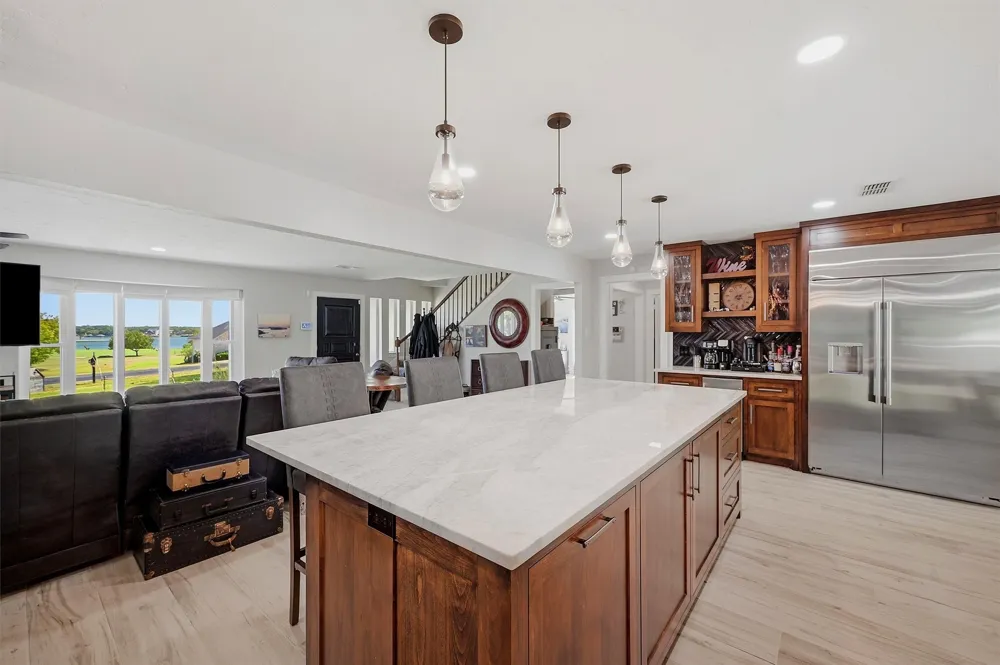 420 Kiowa Drive W Gainesville, TX 76240