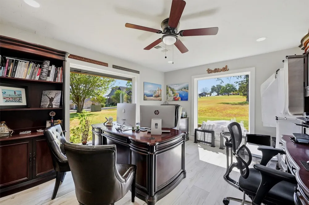 420 Kiowa Drive W Gainesville, TX 76240