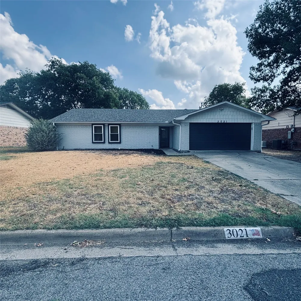 3021 Oakridge Drive Corsicana, TX 75110