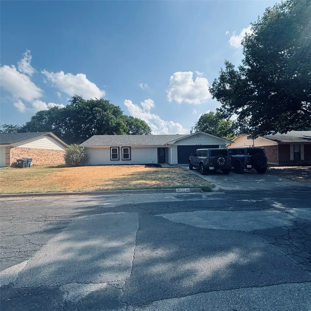 3021 Oakridge Drive Corsicana, TX 75110