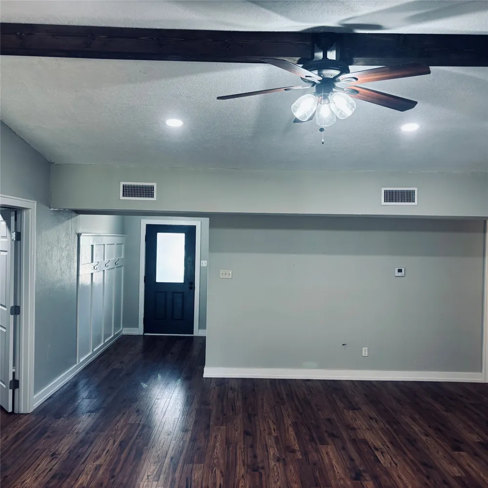 3021 Oakridge Drive Corsicana, TX 75110