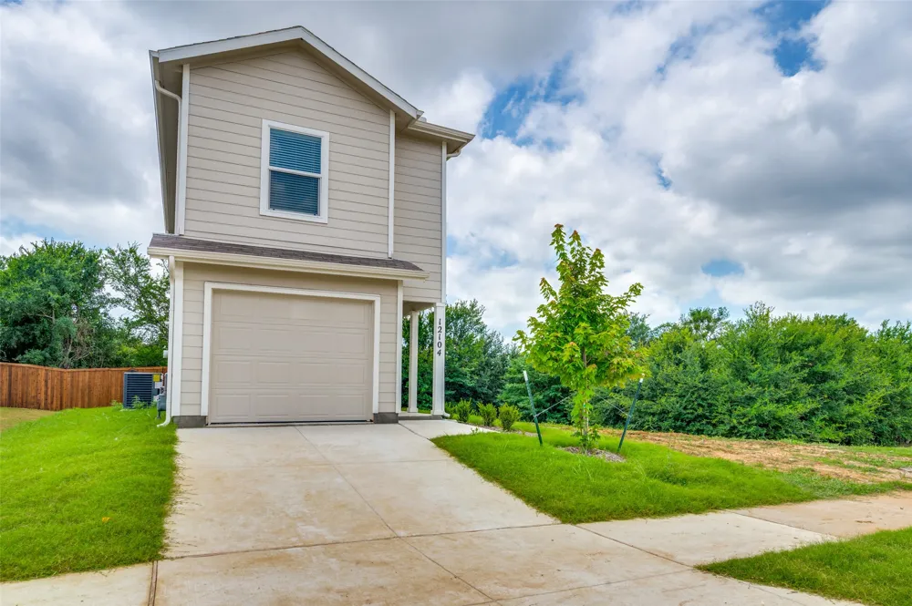 12104 Steeplechase Drive Providence Village, TX 76227