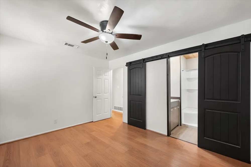 144 Jill Ann Drive Burleson, TX 76028