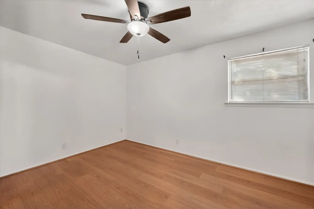144 Jill Ann Drive Burleson, TX 76028