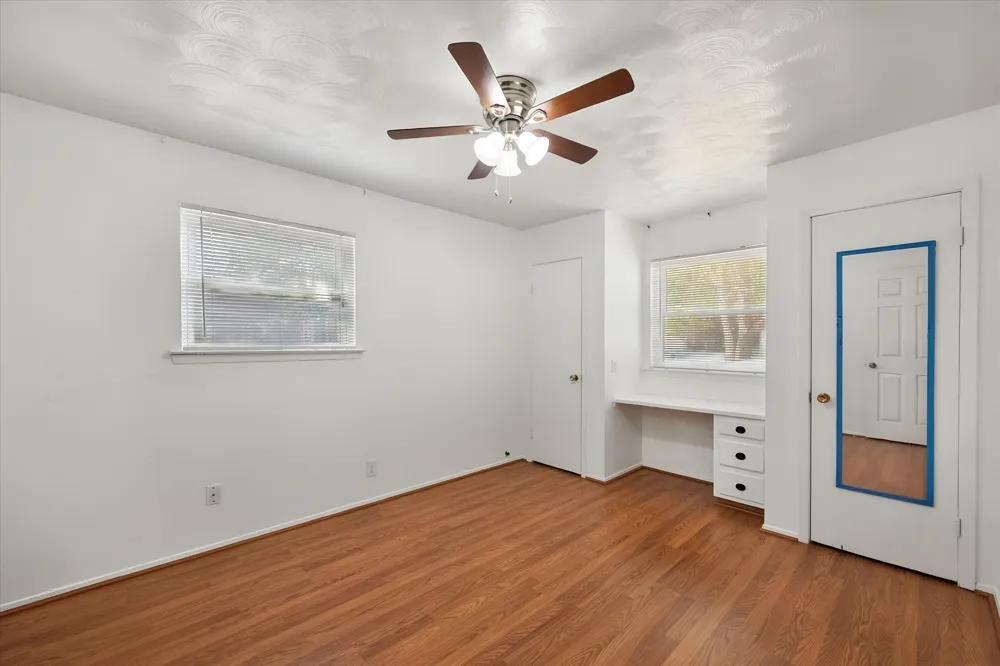 144 Jill Ann Drive Burleson, TX 76028