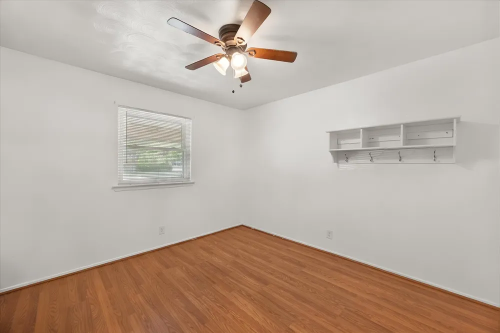 144 Jill Ann Drive Burleson, TX 76028