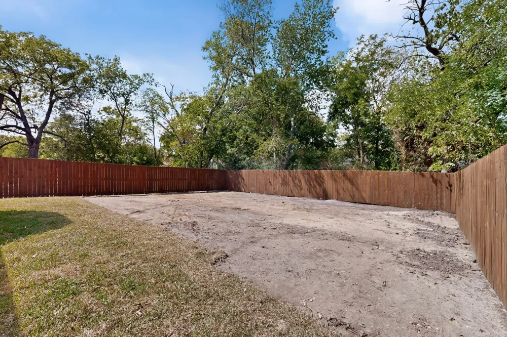 1308 E Collin Street Corsicana, TX 75110