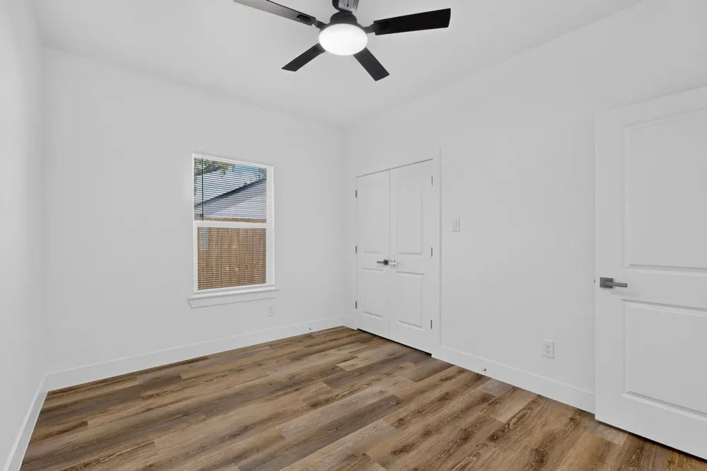 1308 E Collin Street Corsicana, TX 75110