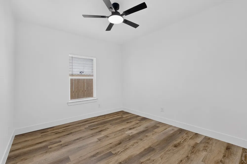 1308 E Collin Street Corsicana, TX 75110