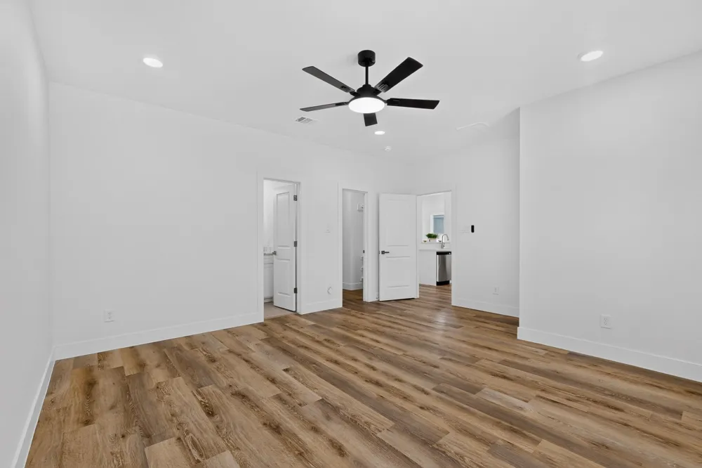 1308 E Collin Street Corsicana, TX 75110