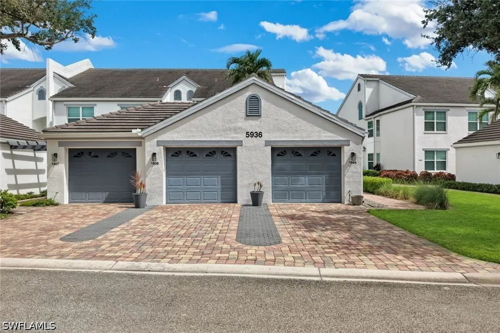 Sand Wedge Lane #1604 Naples, FL 34110