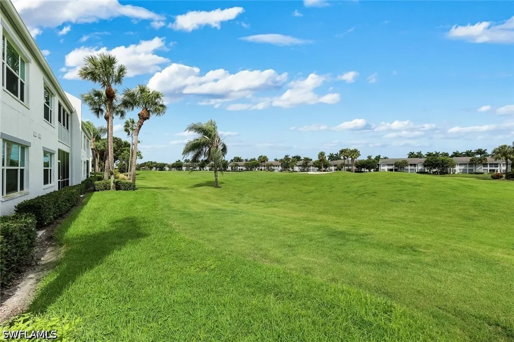 Sand Wedge Lane #1604 Naples, FL 34110
