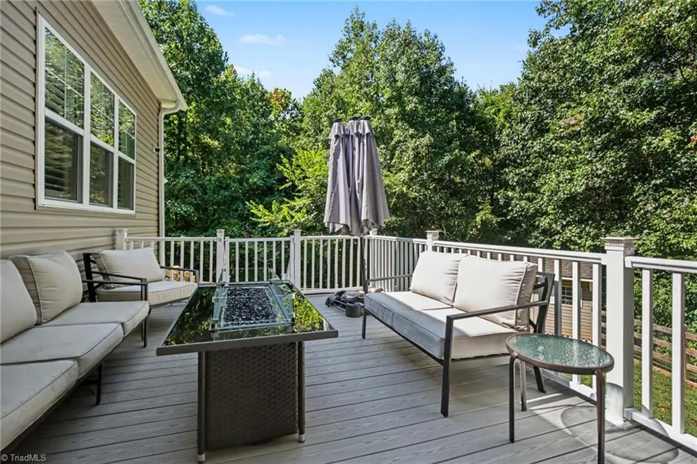 5116 Ivy Trace Court Clemmons, NC 27012