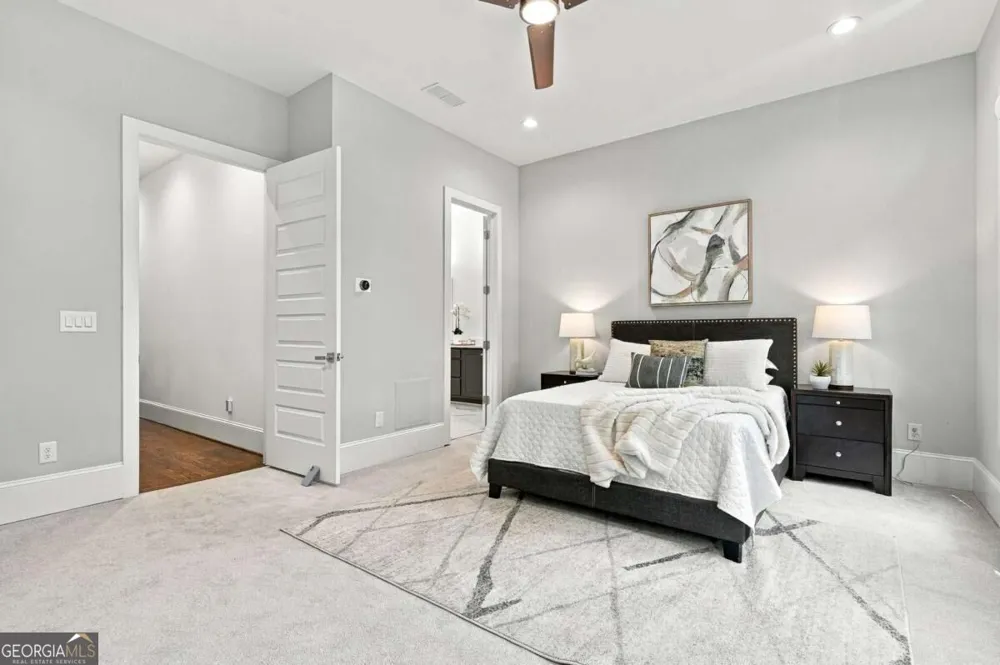 1099 Briar Cove CIR NE Atlanta, GA 30329
