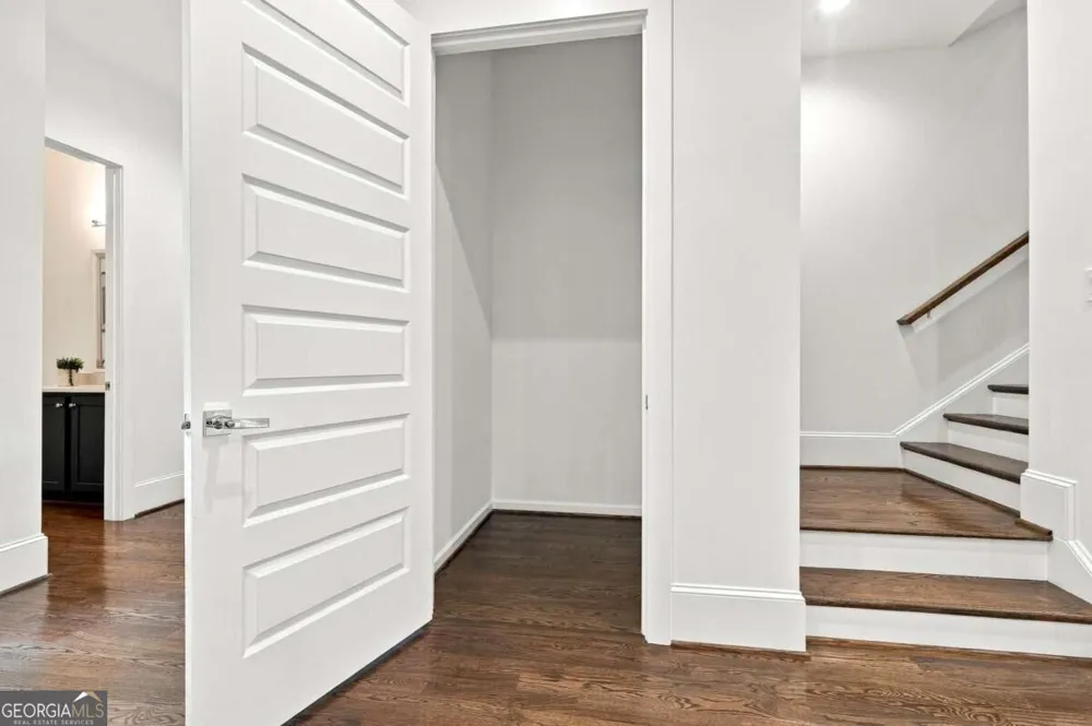1099 Briar Cove CIR NE Atlanta, GA 30329