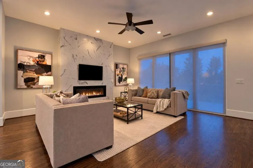 1099 Briar Cove CIR NE Atlanta, GA 30329
