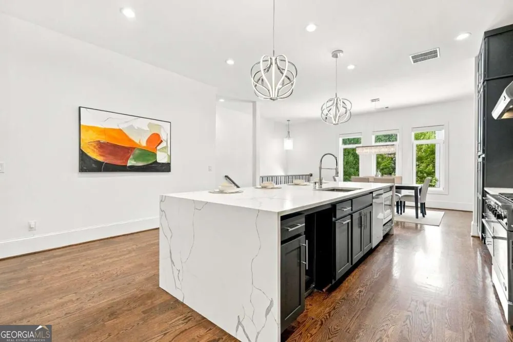 1099 Briar Cove CIR NE Atlanta, GA 30329