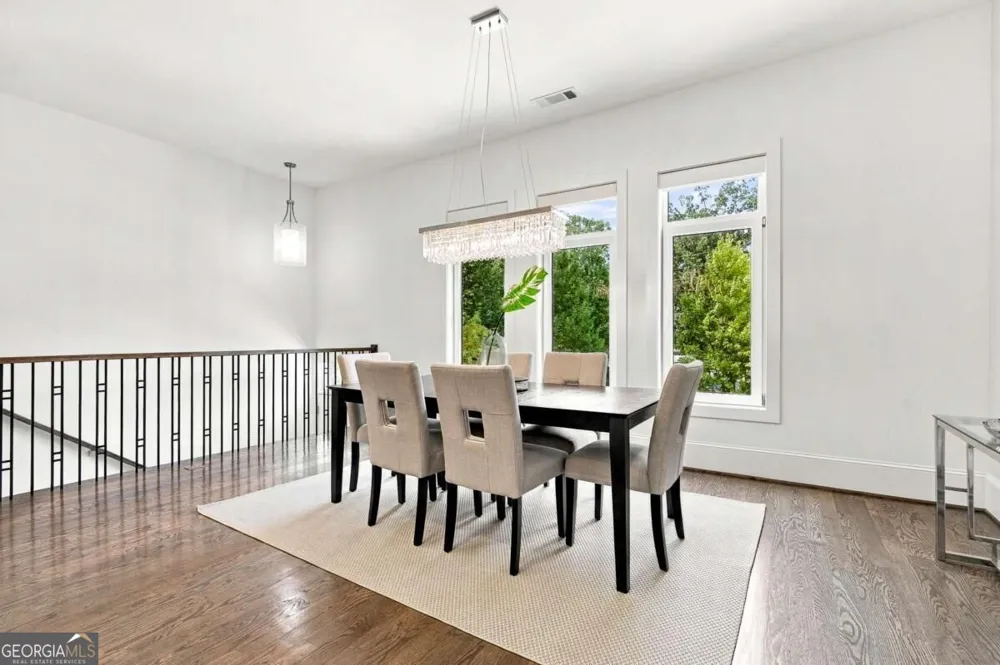 1099 Briar Cove CIR NE Atlanta, GA 30329