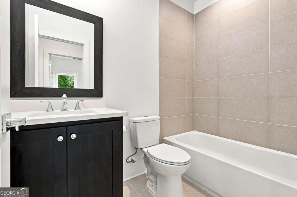 1099 Briar Cove CIR NE Atlanta, GA 30329