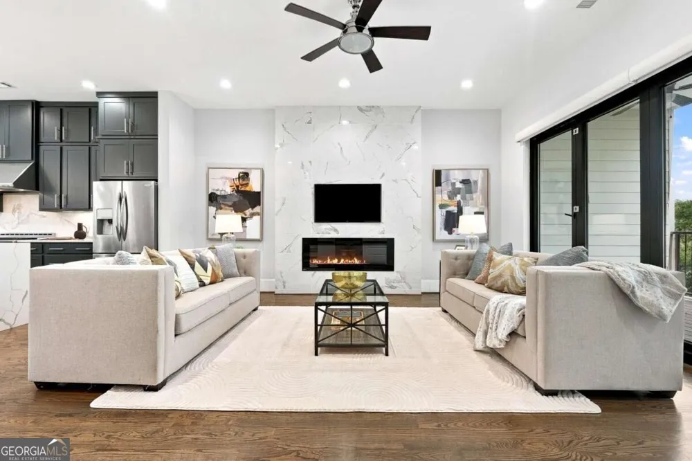 1099 Briar Cove CIR NE Atlanta, GA 30329