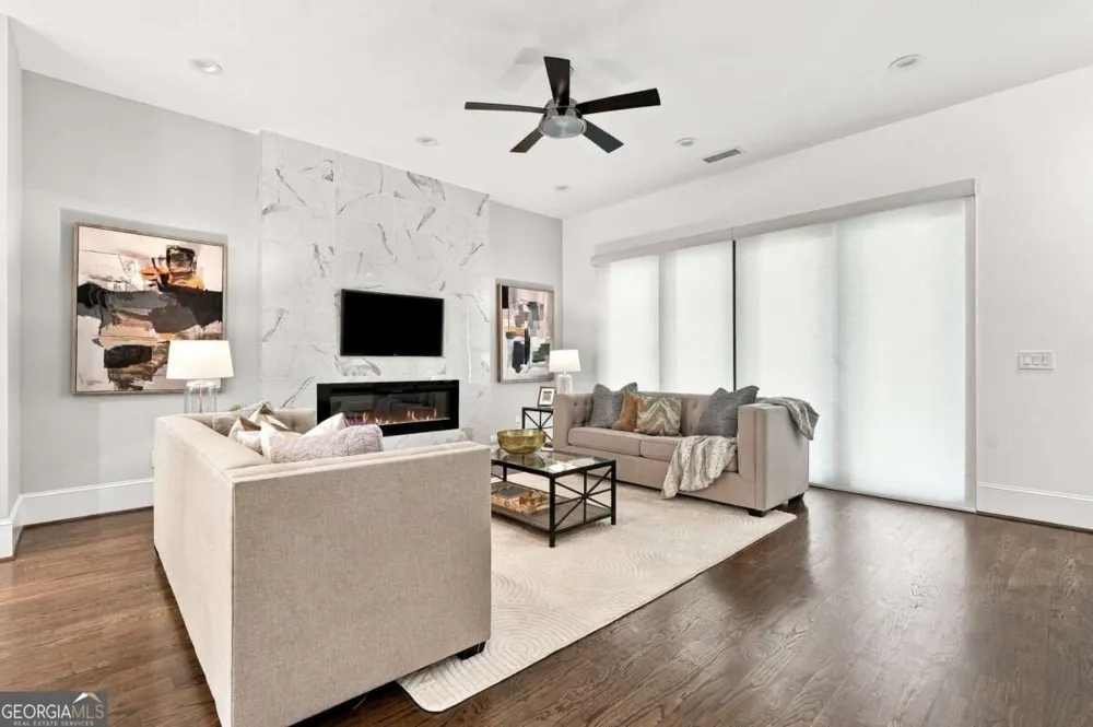 1099 Briar Cove CIR NE Atlanta, GA 30329